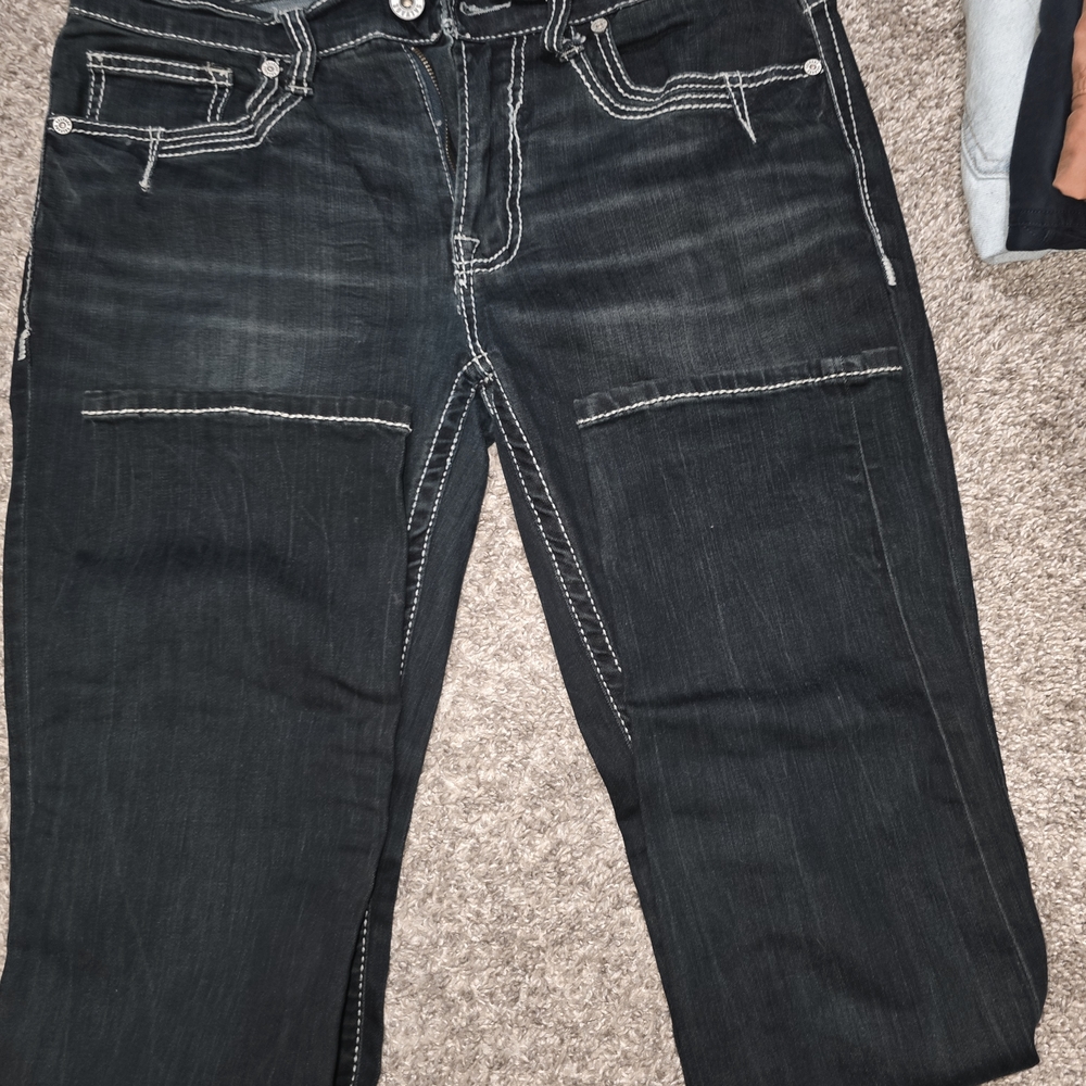Salvage Black Slim Straight Jeans with Modern Design